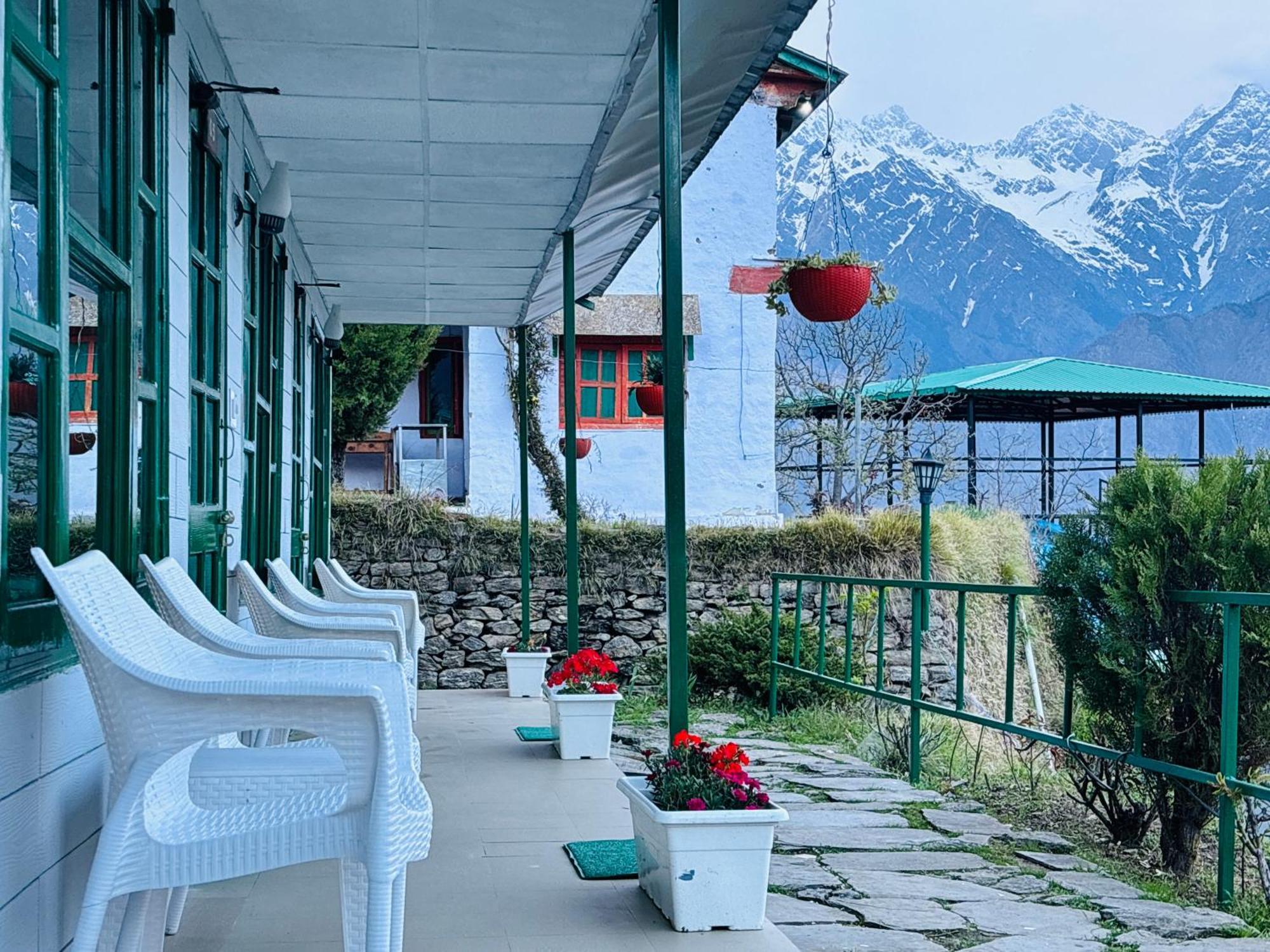 Himalayan High, Auli, By Himalayan Eco Lodges Joshīmath Exteriör bild