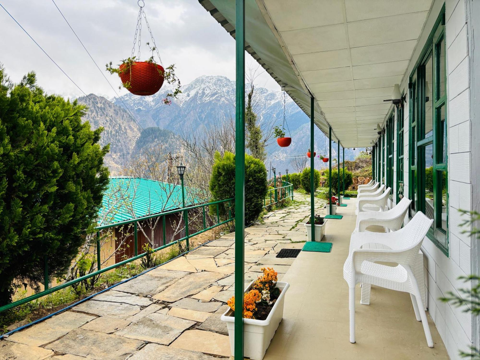 Himalayan High, Auli, By Himalayan Eco Lodges Joshīmath Exteriör bild